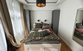 Boutique Hotel Pension Luisengrün Küche 1Gbs WLAN Netflix Disney MagentaTV